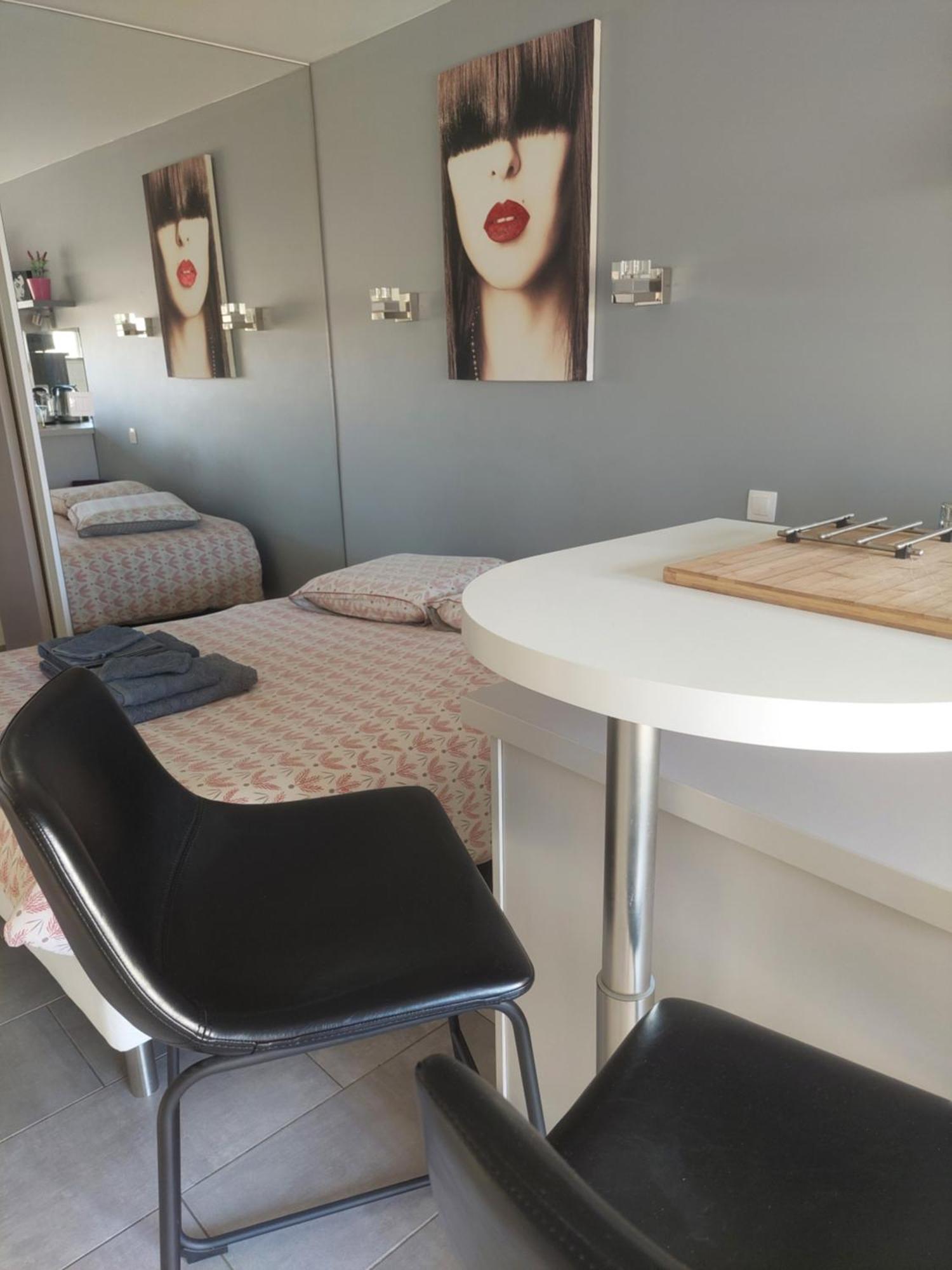 Apartment Heliopolis Naturiste *